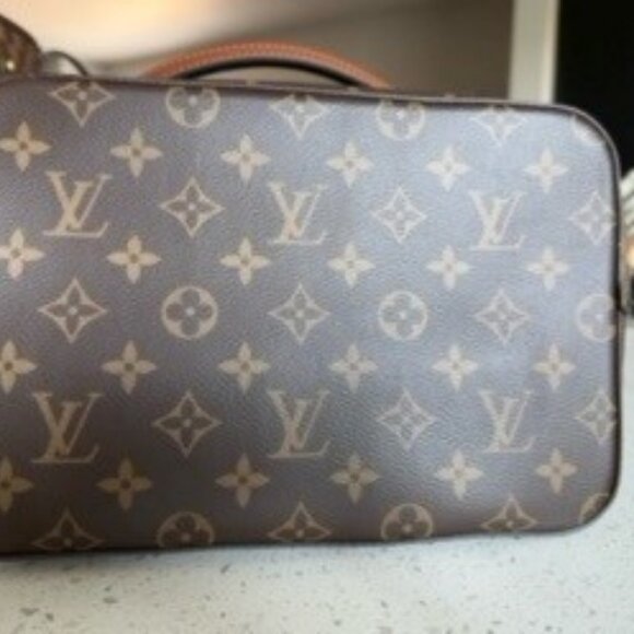 Louis Vuitton NeoNoe MM - Picture 5 of 6